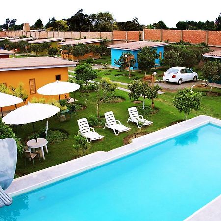 Hotel Villa Kitzia Huacho Bagian luar foto