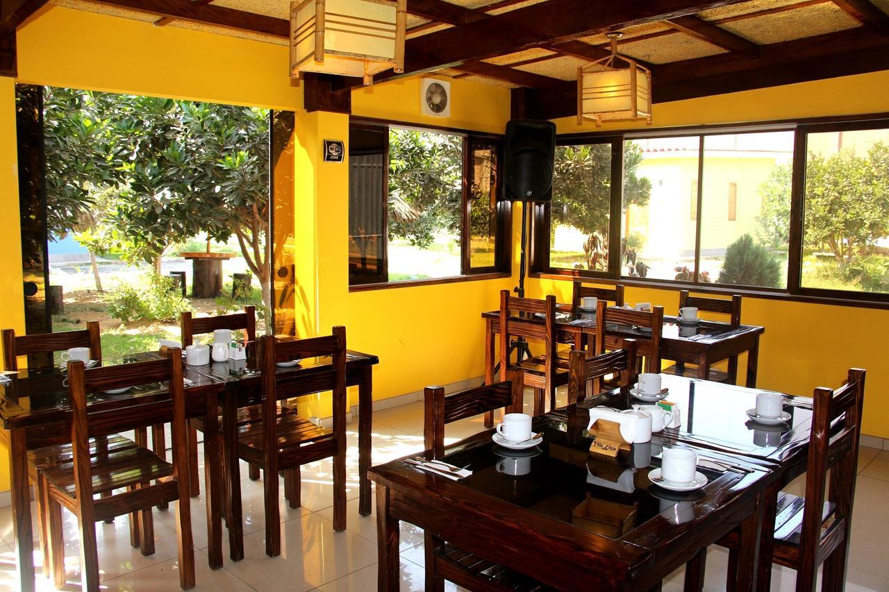 Hotel Villa Kitzia Huacho Bagian luar foto