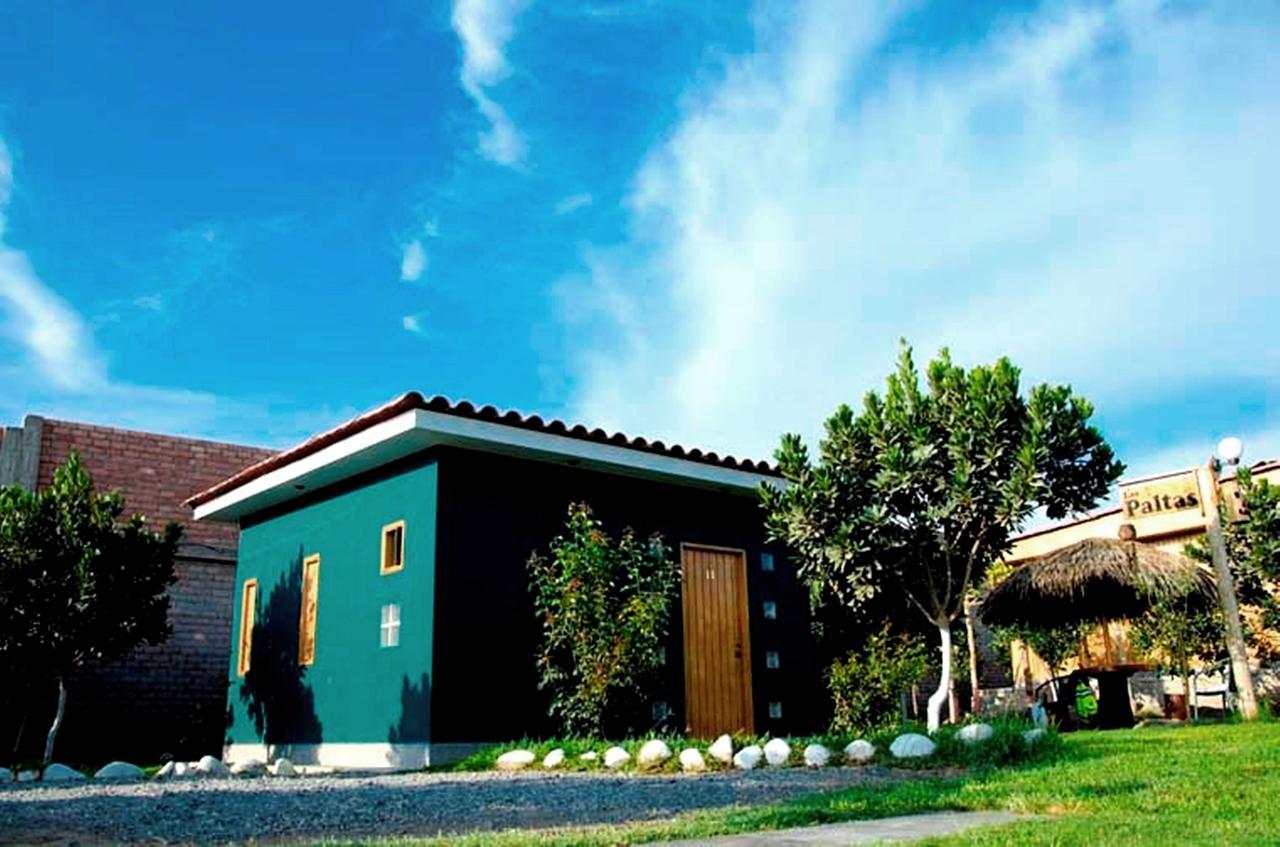 Hotel Villa Kitzia Huacho Bagian luar foto