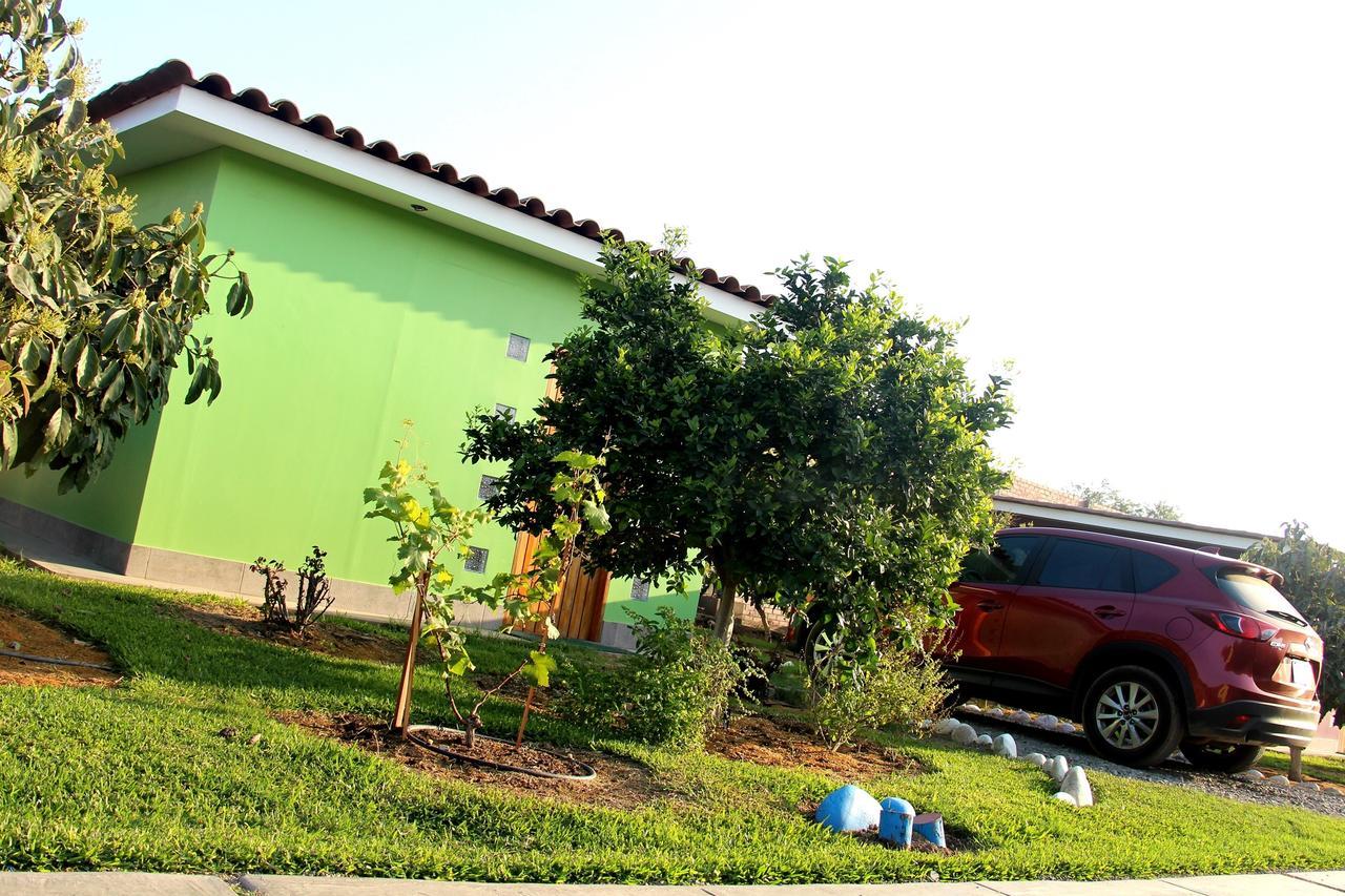 Hotel Villa Kitzia Huacho Bagian luar foto