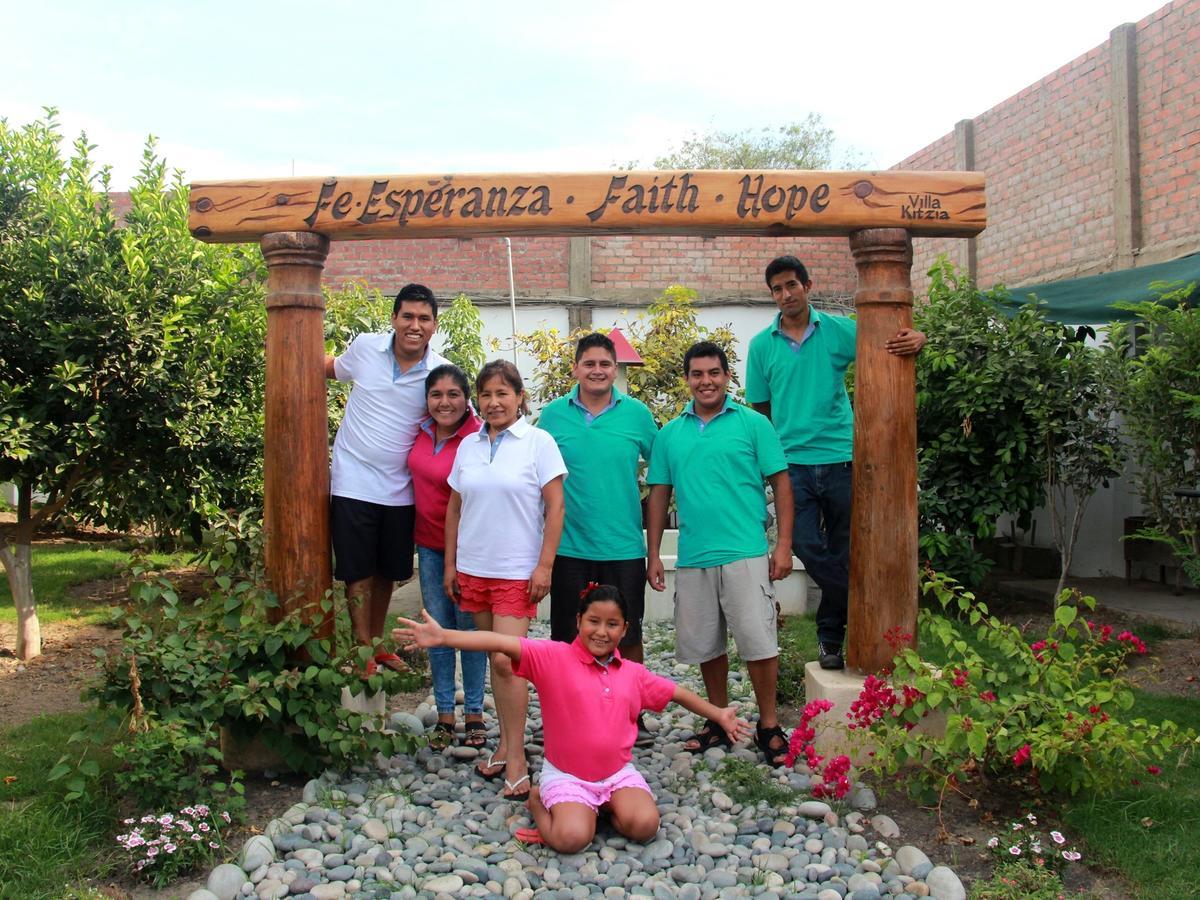 Hotel Villa Kitzia Huacho Bagian luar foto