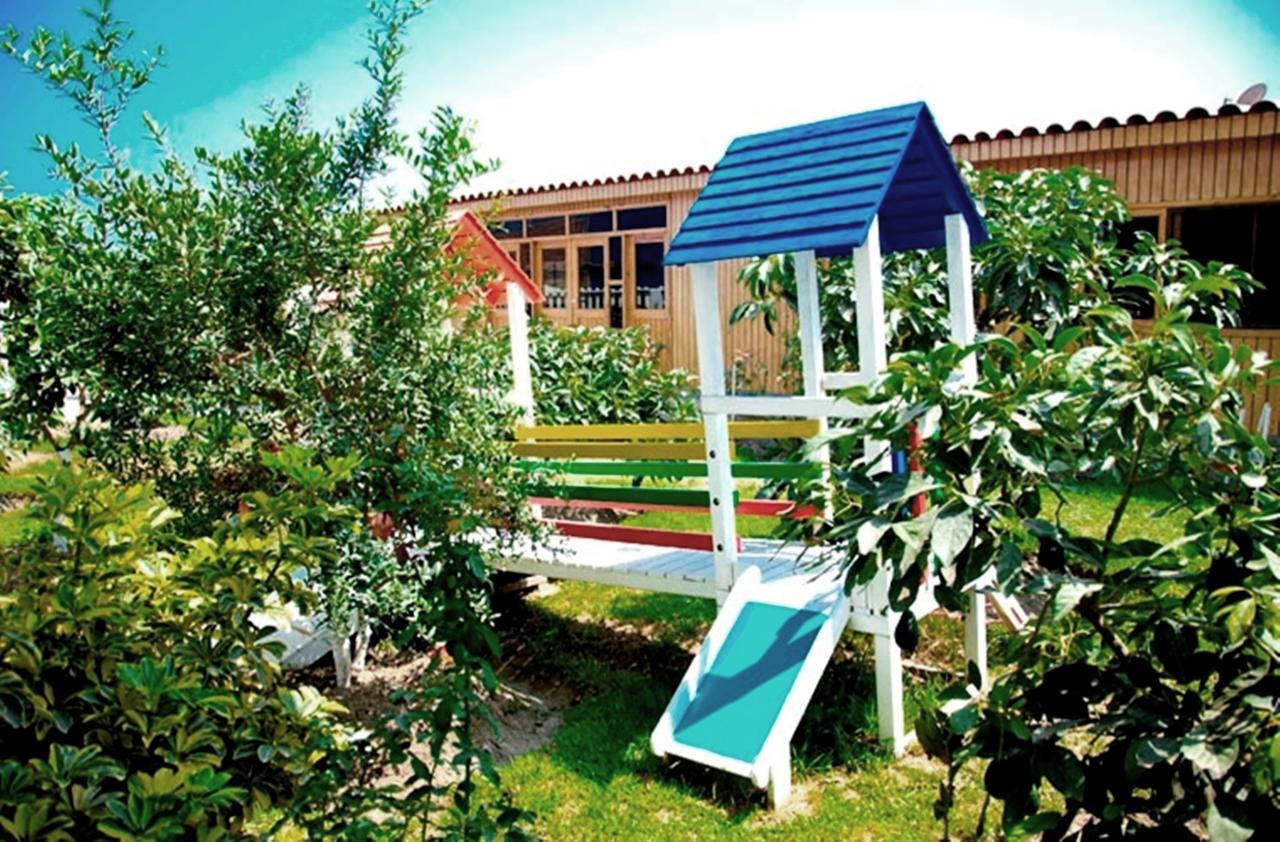 Hotel Villa Kitzia Huacho Bagian luar foto
